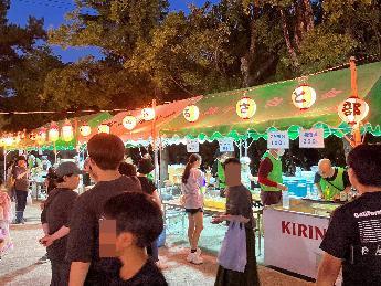第57回緑ヶ丘公園盆踊り大会夜店の様子