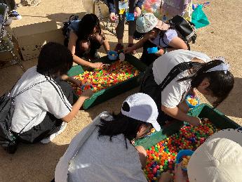 瑞穂小学校地区ふれあいまつり(スーパーボールすくい)