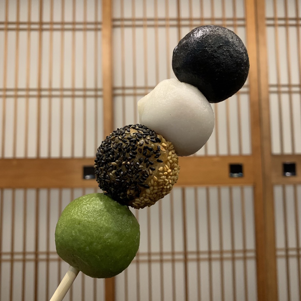 村重プロジェクトすみれや団子