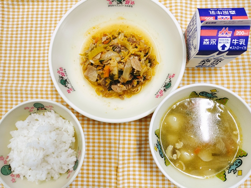 豚キムチなど