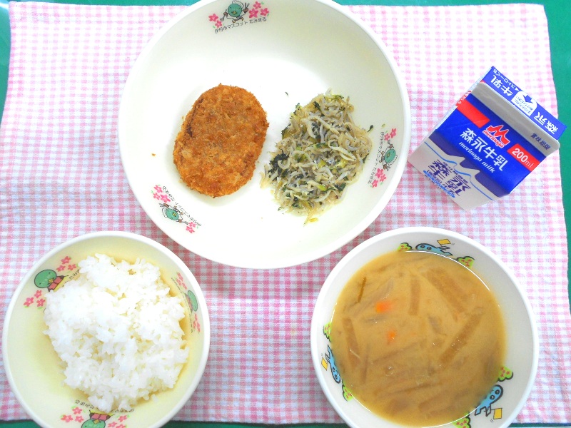 大根葉とじゃこの炒め物など