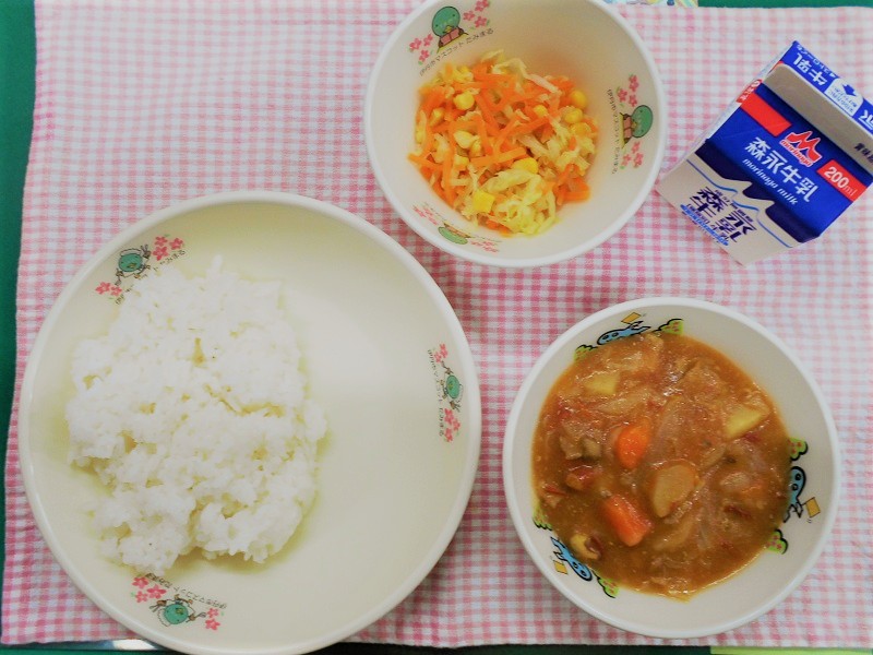 米粉のきのこカレーなど