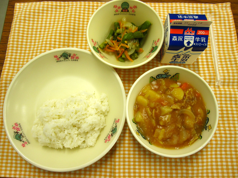 こめこのぽーくかれーあすぱらがすのまりねごごはんもずくすーぷ