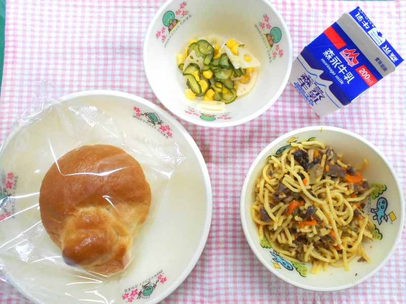 レンコンのサラダなど