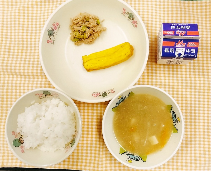 ツナそぼろご飯など