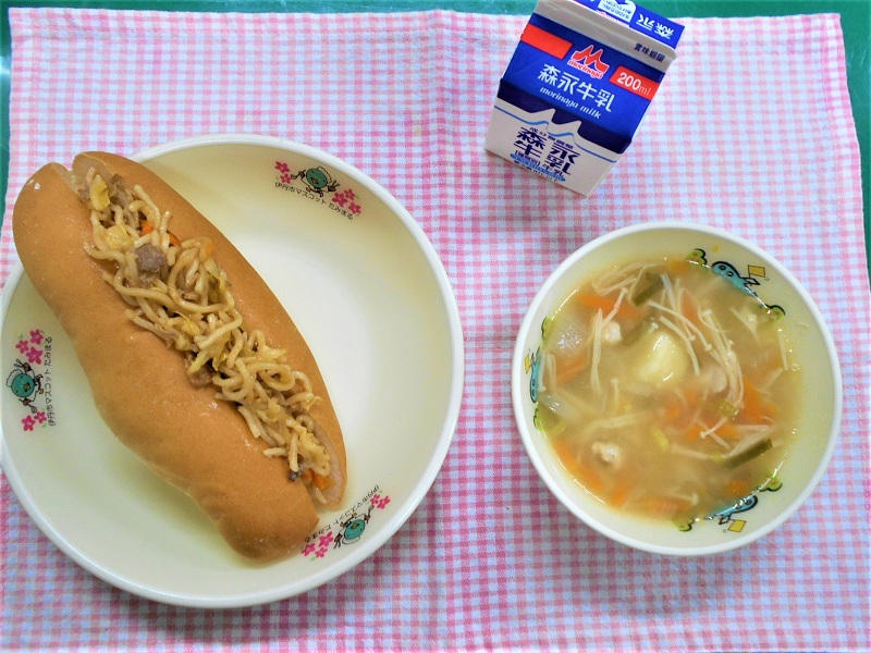 焼きそばパンなど