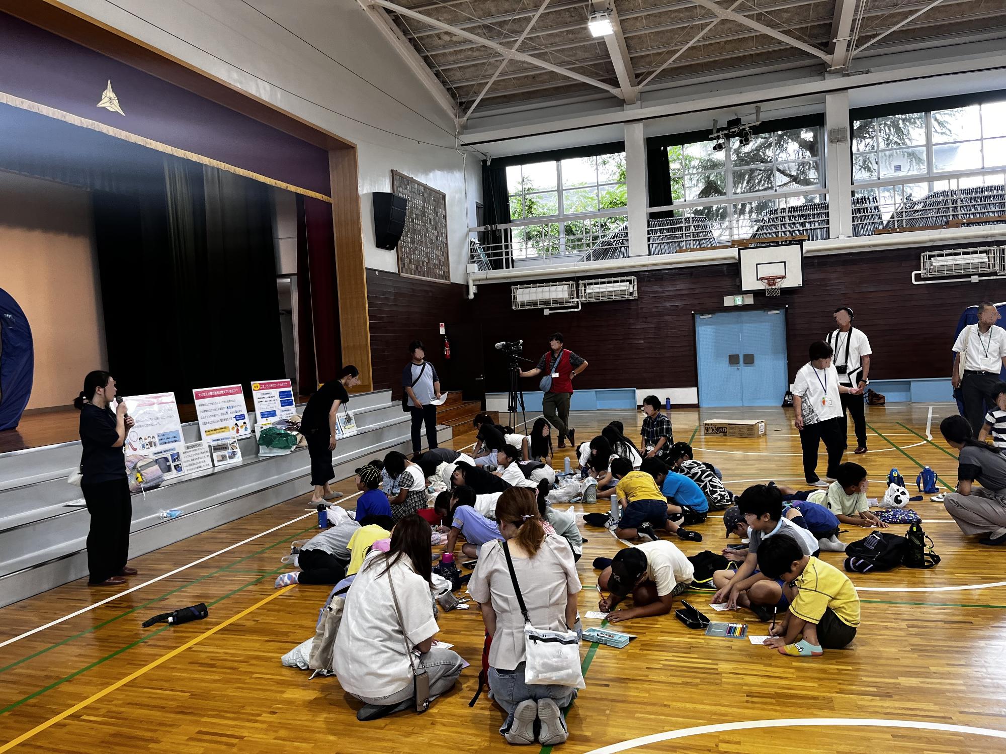 笹原小学校こまったときのカードづくり