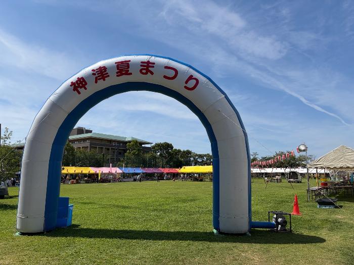 神津夏まつりの様子