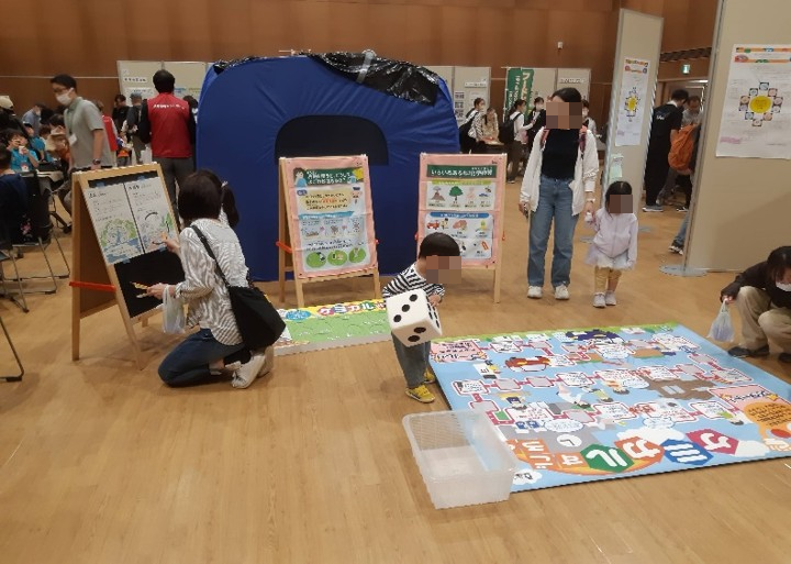 すごろくマットとテント