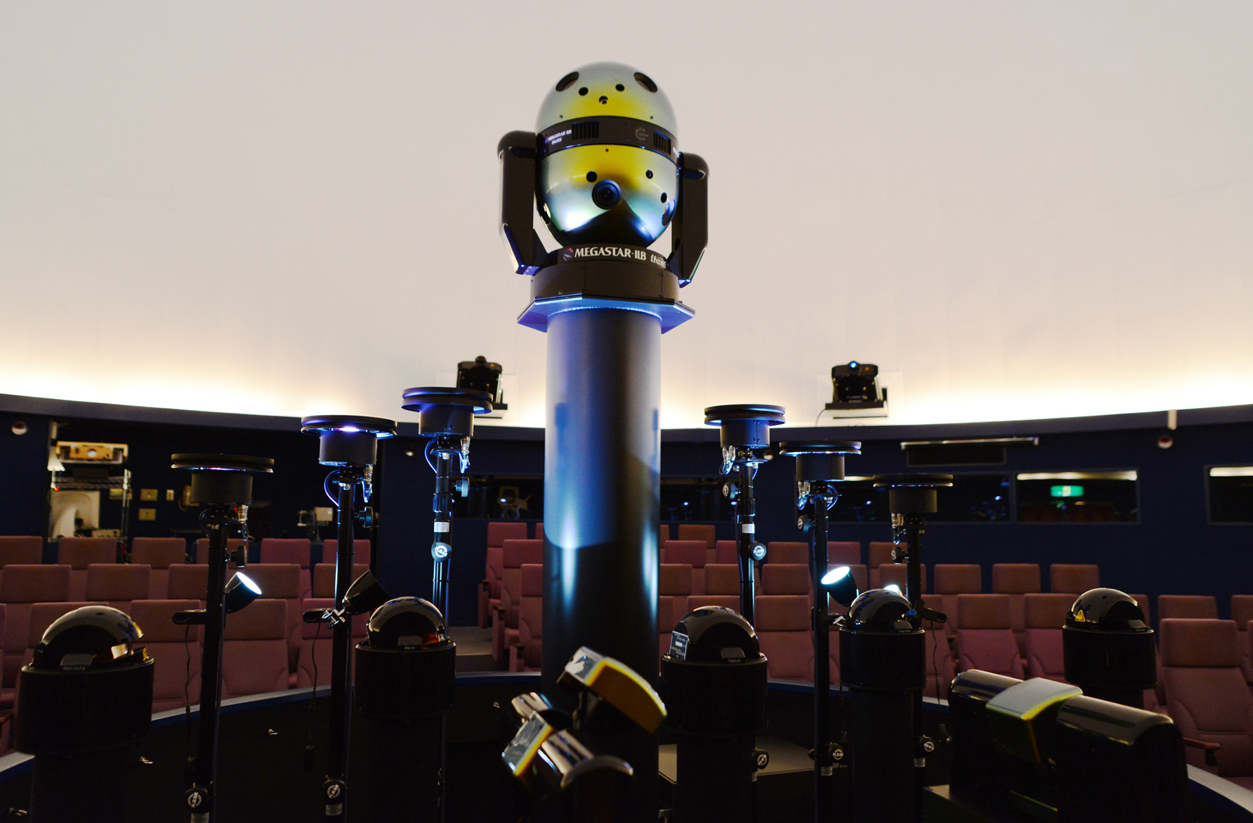 プラネタリウム「MEGASTAR 2B itami」8