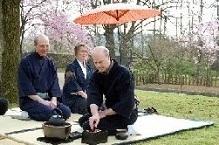 茶道の様子（写真）