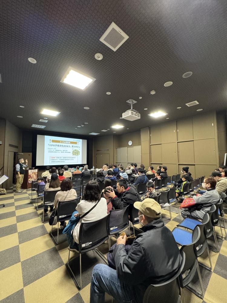 伊丹市昆虫館昆虫食トークショー会場