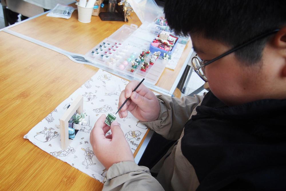 伊丹クリスマスマーケットのワークショップ