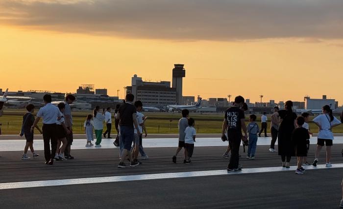 大阪国際（伊丹）空港ランウェイウォーク