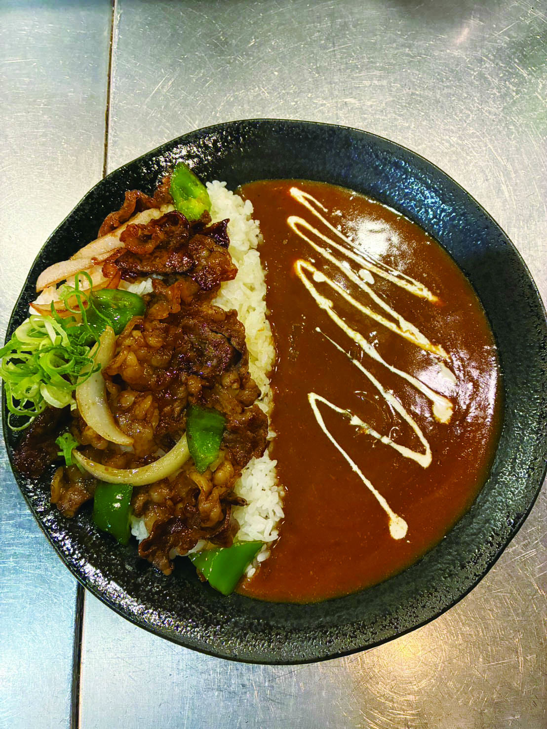 村重プロジェクトコラボナゴミヤ黒カレー