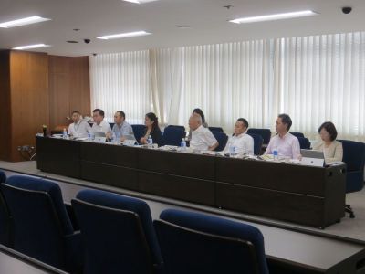 広島県議会視察の様子１