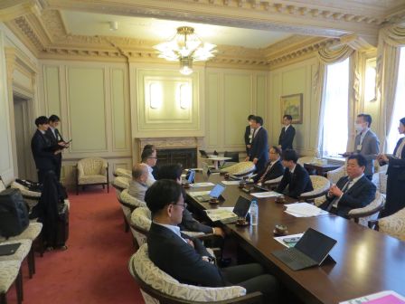 静岡市議会視察の様子２