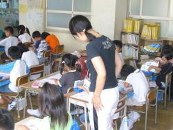 「子どもサポーター派遣事業」小学校の様子