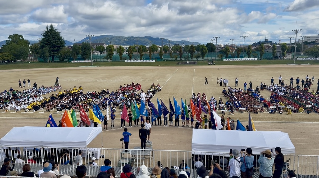 令和7年度スポーツの日のつどい総合開会式の様子