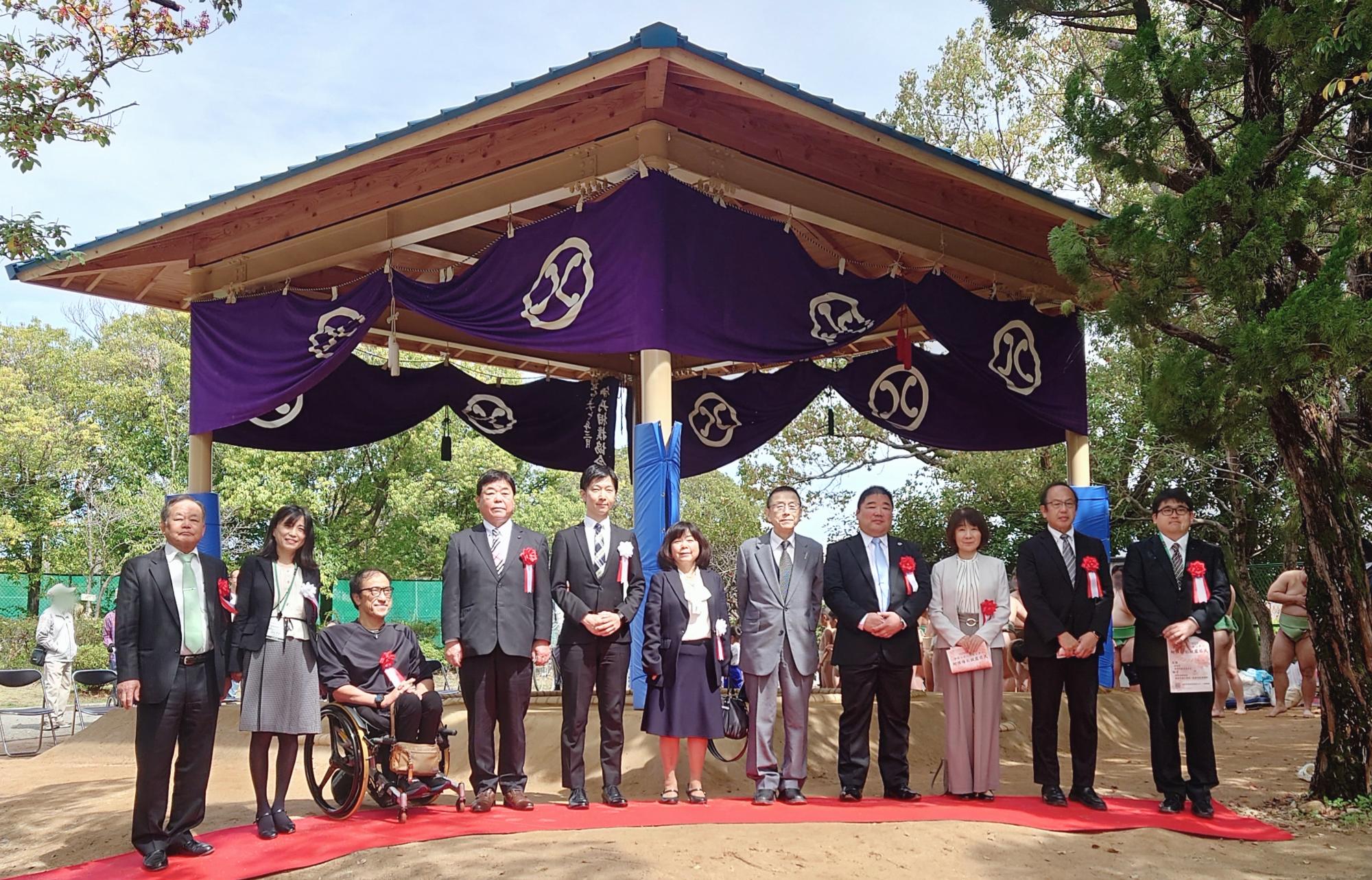 お披露目式の様子（集合写真）