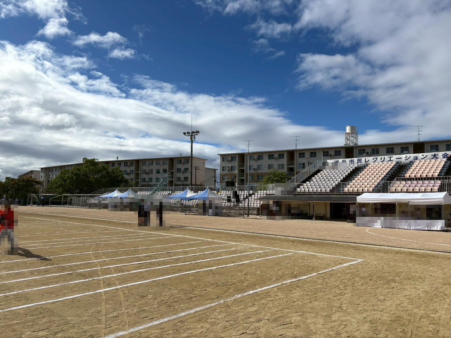 陸上競技場