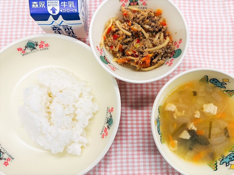 ガパオライスなど