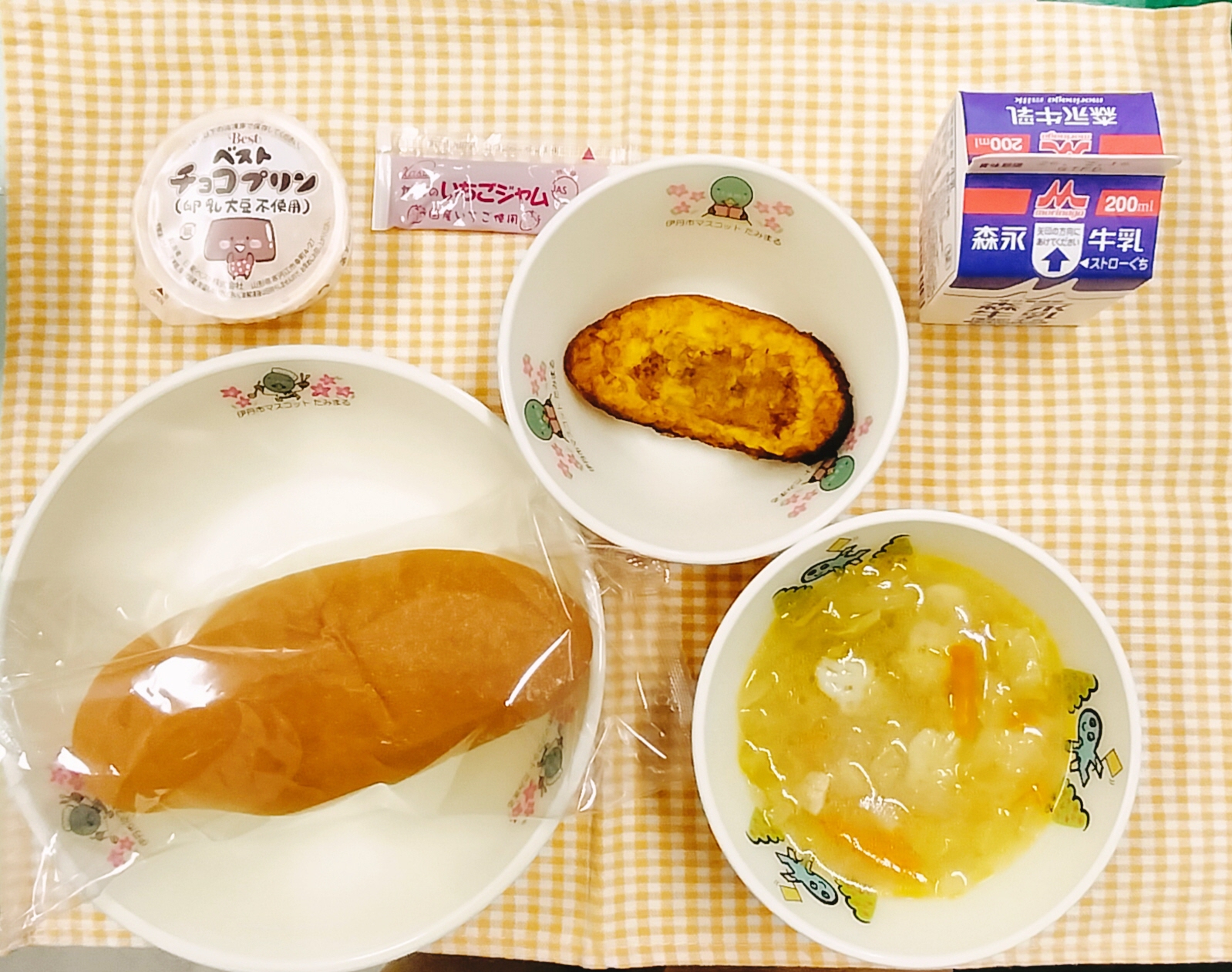 ハートマカロニスープ