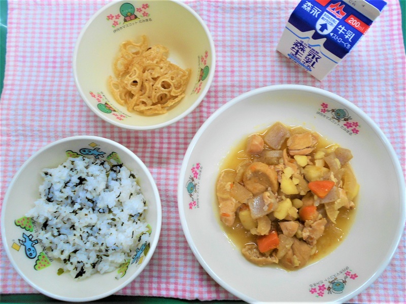 レンコンチップスなど