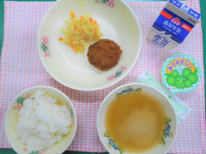 ソースかつ丼など