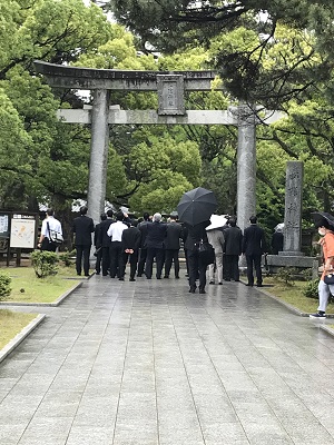 松陰神社鳥居