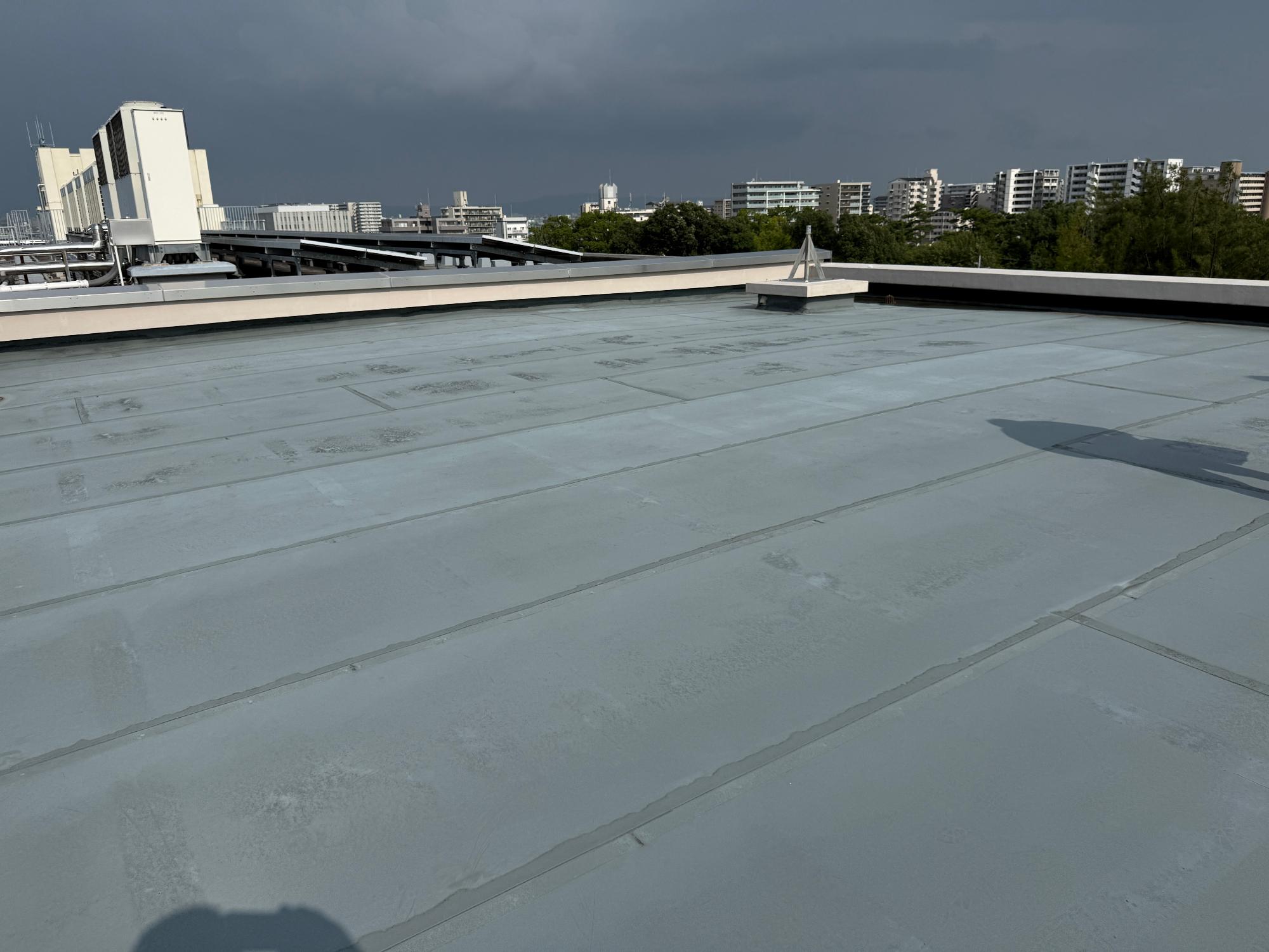 伊丹市立北中学校の太陽光発電設備設置前の写真